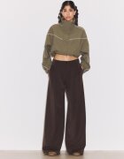 Stradivarius Pantaloni Eleganți Largi Cu Pense Maro 44
