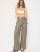 Stradivarius Pantaloni Fluizi Sarong Kaki S
