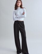 Stradivarius Pantaloni Jogger Palazzo Fini La Atingere Negru L