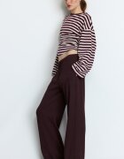 Stradivarius Pantaloni Rib Fini La Atingere Vinete M
