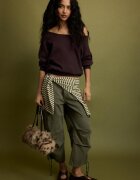 Stradivarius Pulover Din Tricot Asimetric Maro S