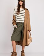 Stradivarius Pulover Din Tricot Cropped Cu Mânecă Lată Vanilie Xs
