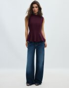 Stradivarius Top Fără Mâneci Cu Peplum Și Guler Înalt Purpuriu M