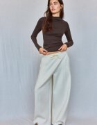 Stradivarius Tricou Basic Cu Guler Horn Maro S