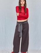 Stradivarius Tricou Basic Cu Guler Horn Roșu Închis S