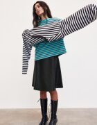Stradivarius Tricou Cu Mânecă Lungă Și Dungi Albastru Cer Xs