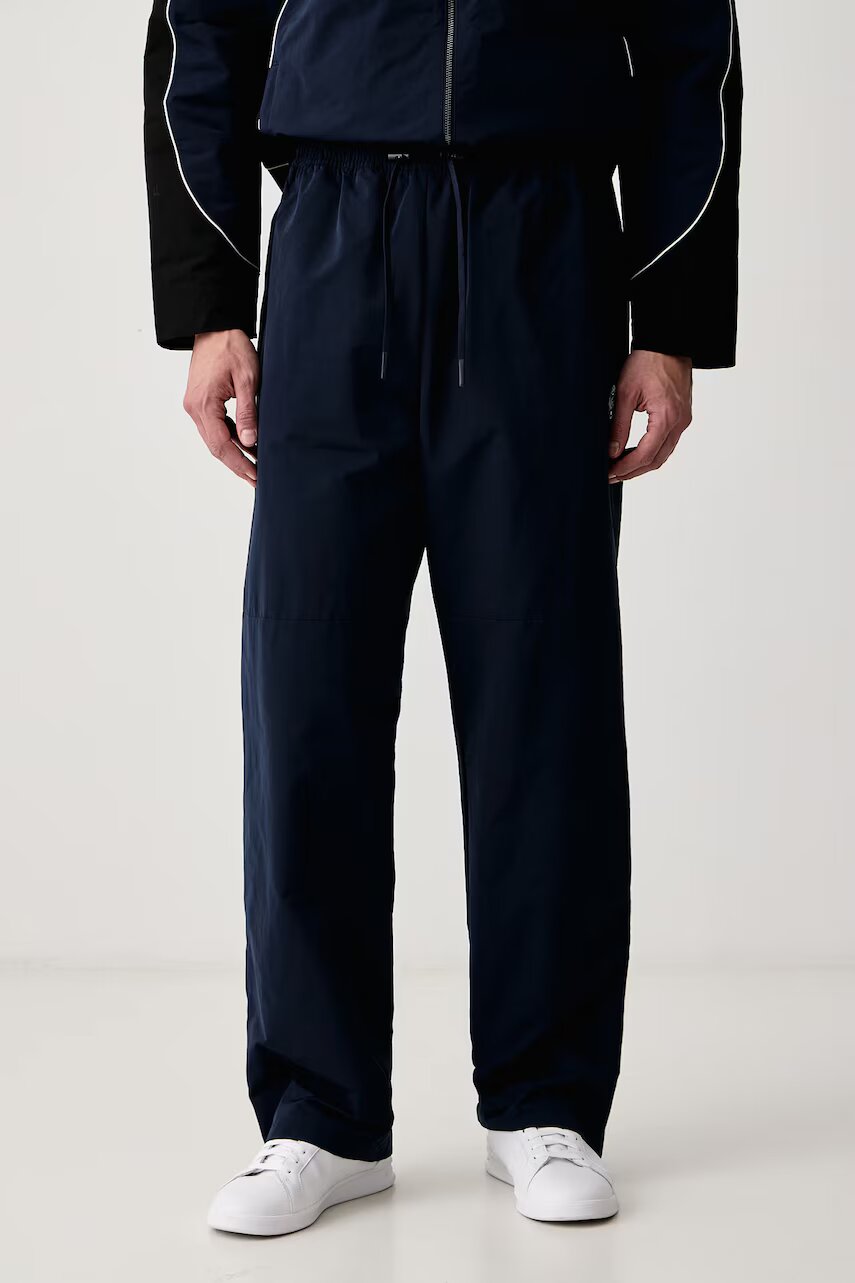 Lacoste pantaloni pentru bărbați