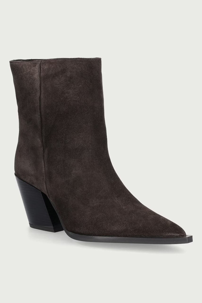 Steve Madden botine pentru femei din piele întoarsă Melle