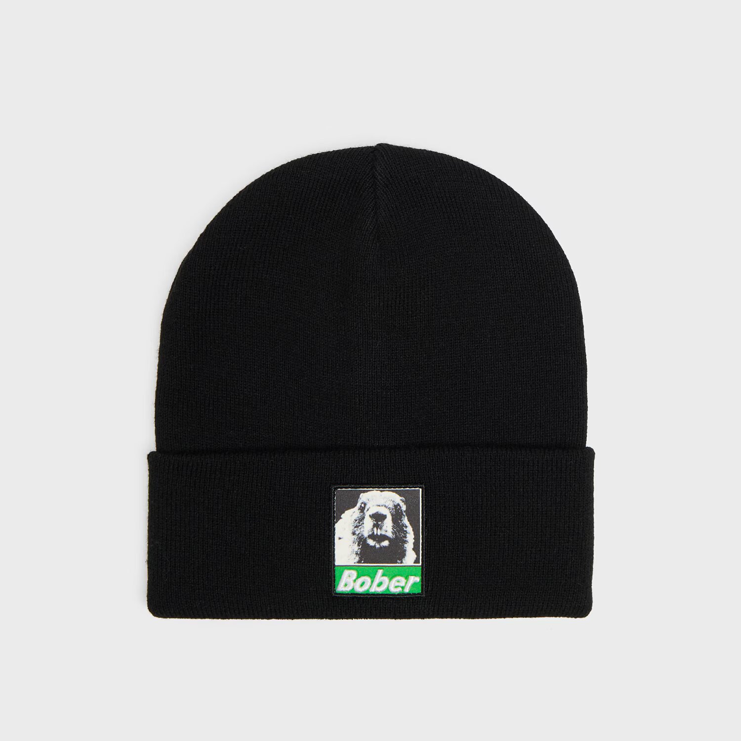 Cropp Căciulă beanie cu aplicație cusută - negru