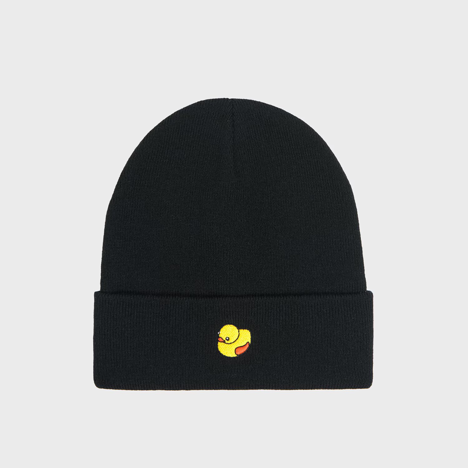 Cropp Căciulă beanie neagră cu aplicație cusută - negru