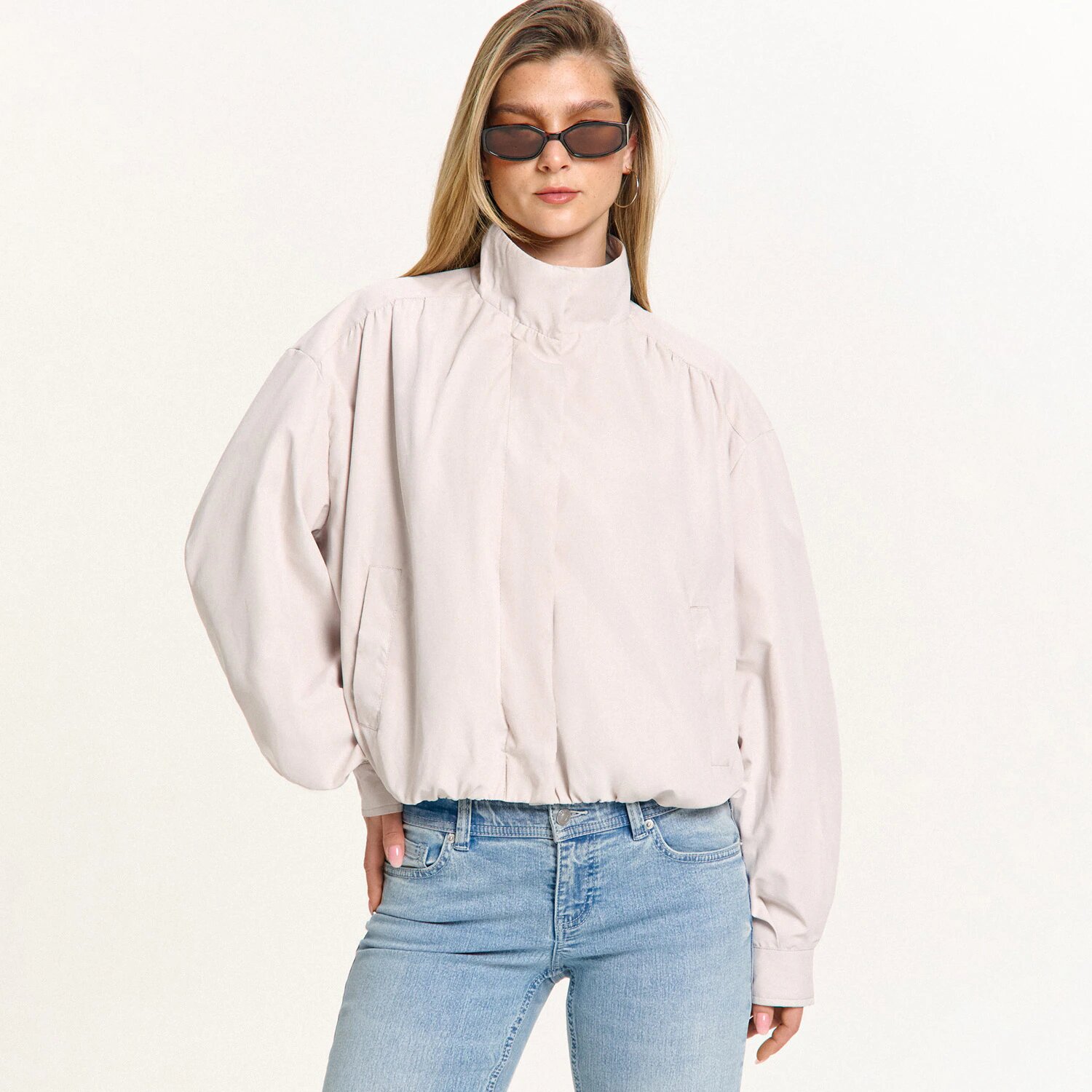 Cropp Geacă bomber uni - crem