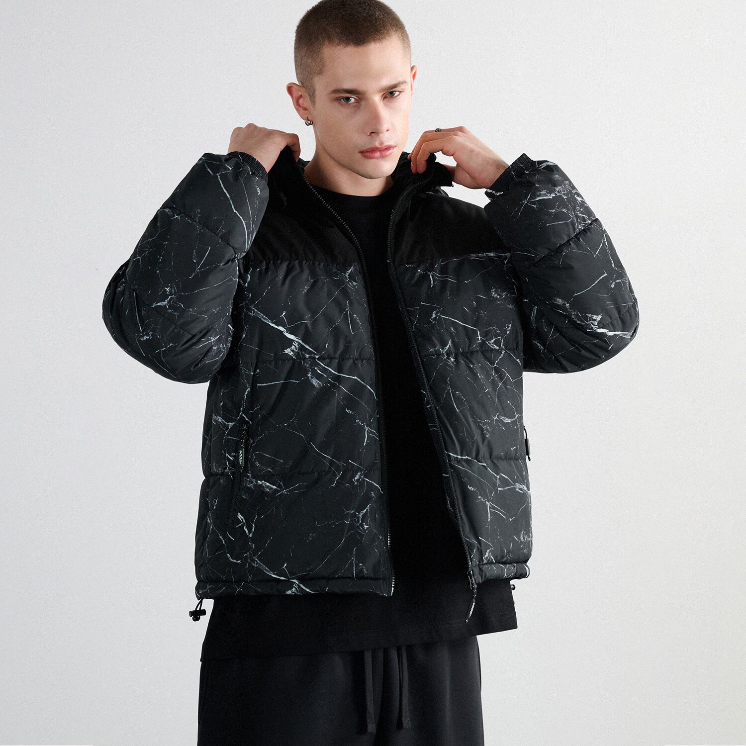Cropp Geacă cu glugă detașabilă - negru