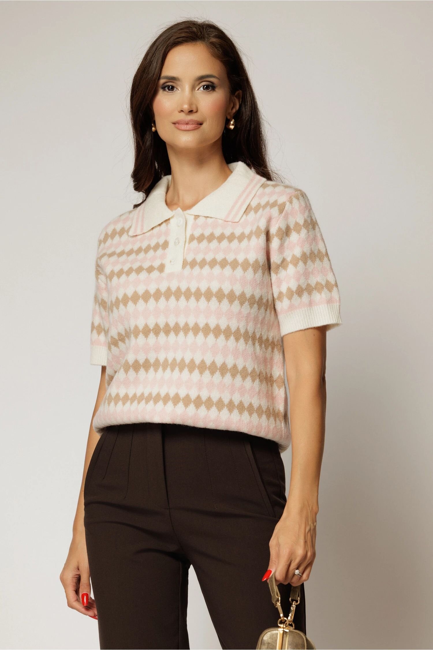  Bluza din tricot cu romburi roz cu maneca scurta si guler