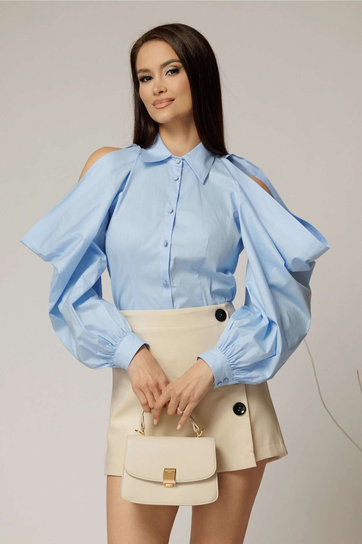  Camasa dama bleu cu maneci lungi decupate