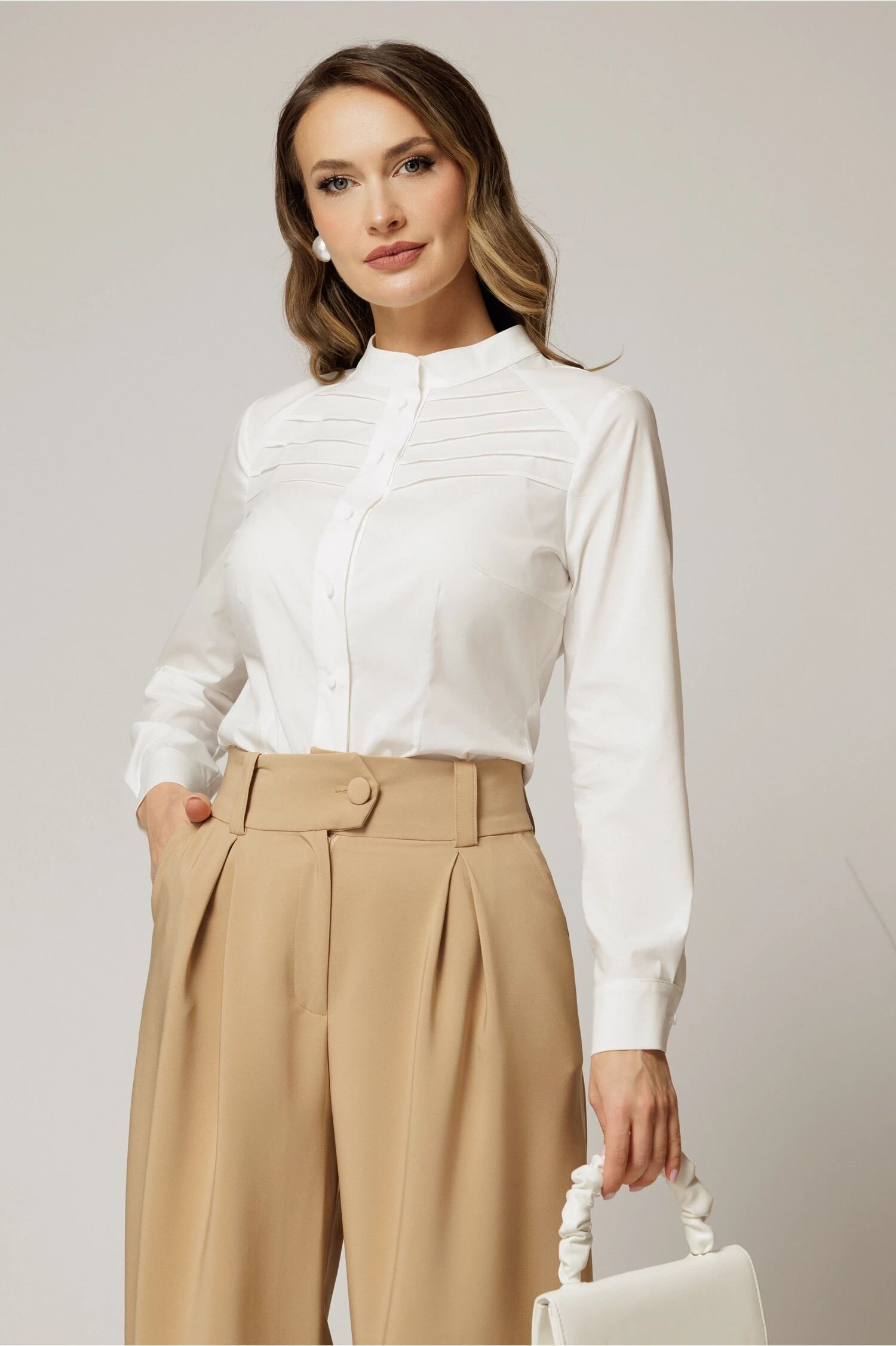  Camasa DY Fashion alba din poplin cu croi cambrat si nervuri pe bust