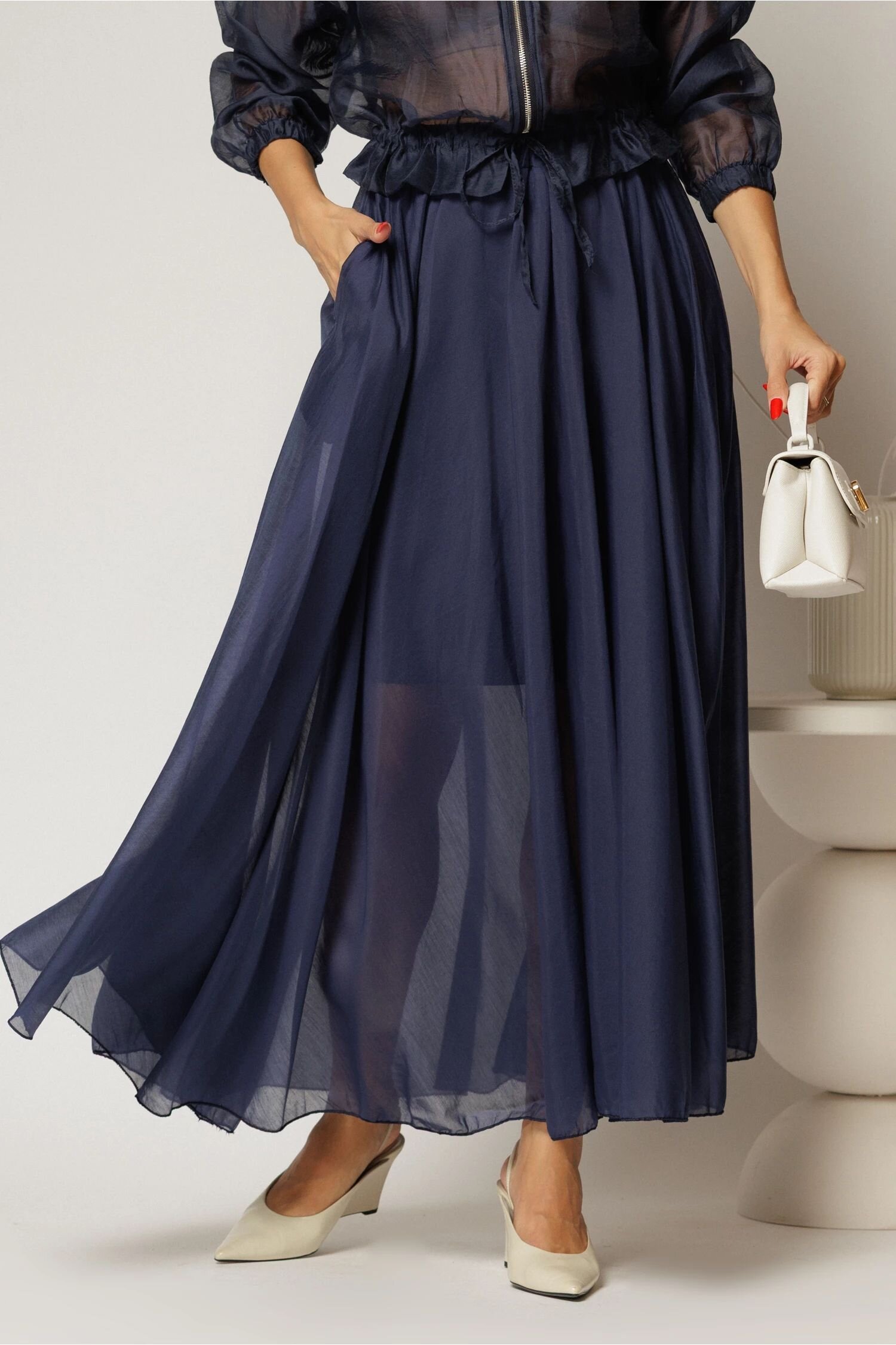  Fusta midi bleumarin clos din tencel casual eleganta