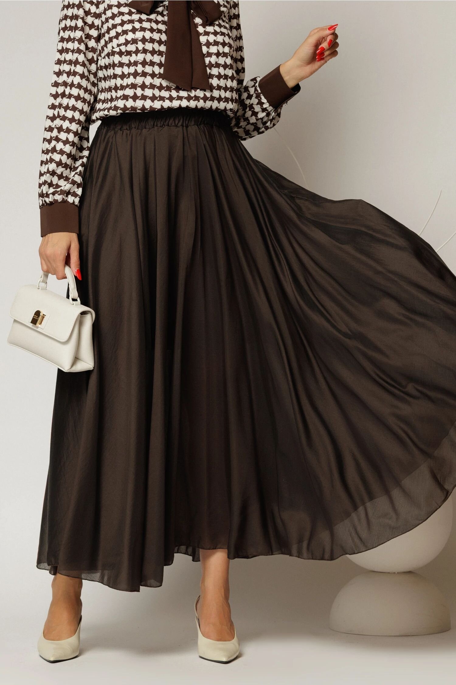  Fusta midi maro intens clos din tencel casual eleganta