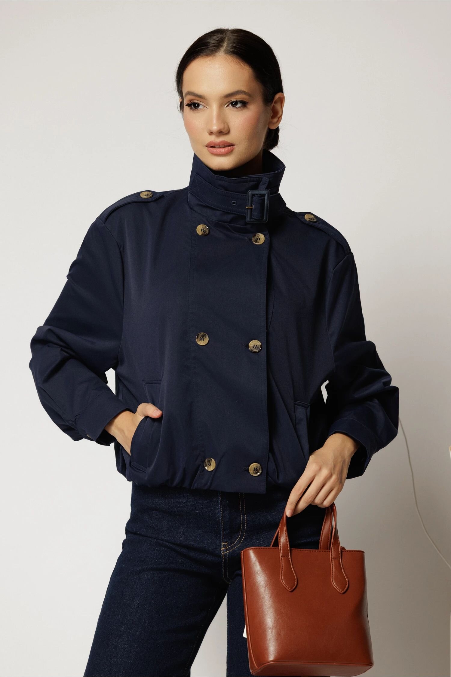  Jacheta scurta bleumarin cu elastic in talie tip bomber