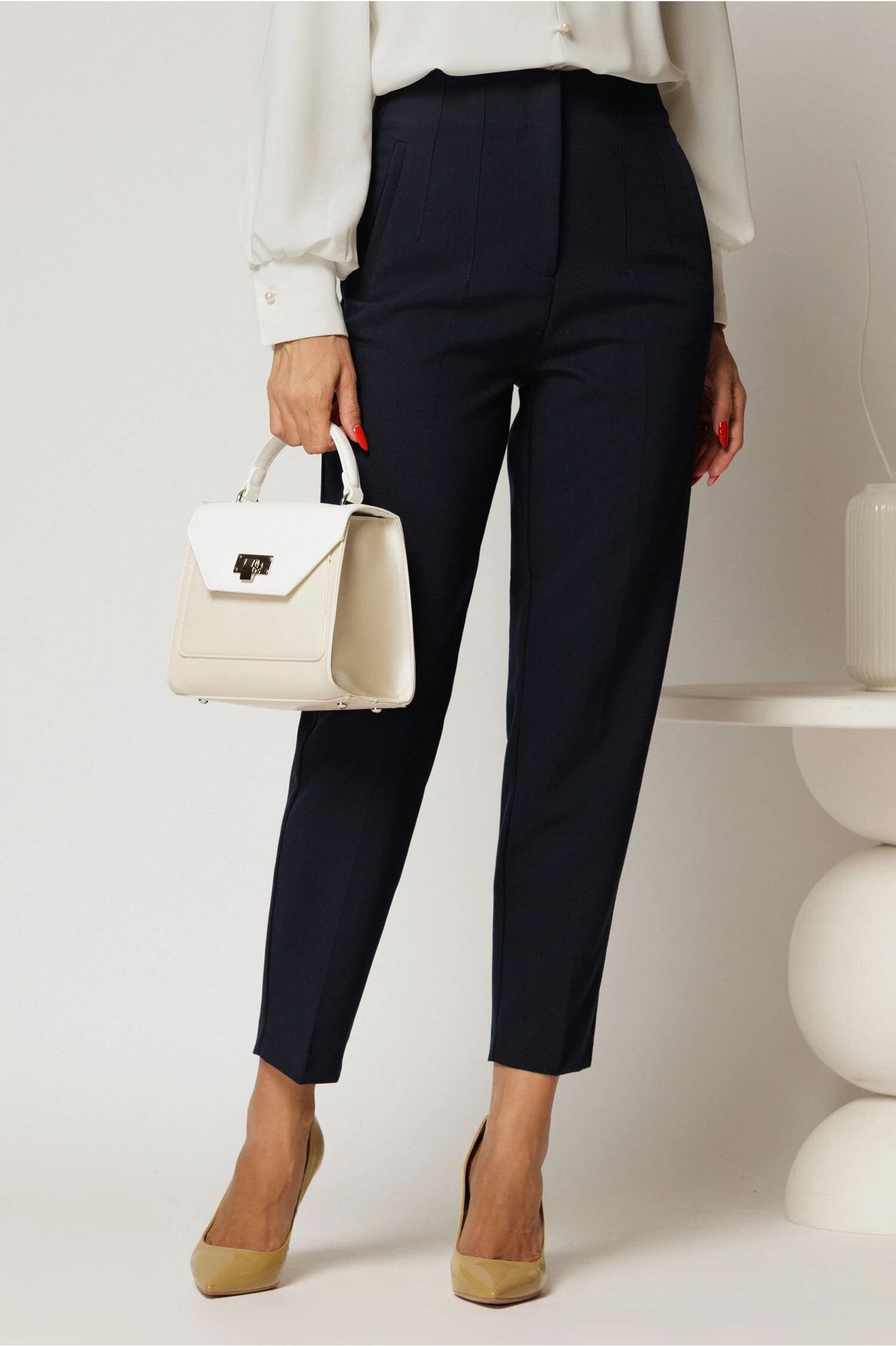  Pantaloni bleumarin cu croi conic si talie inalta