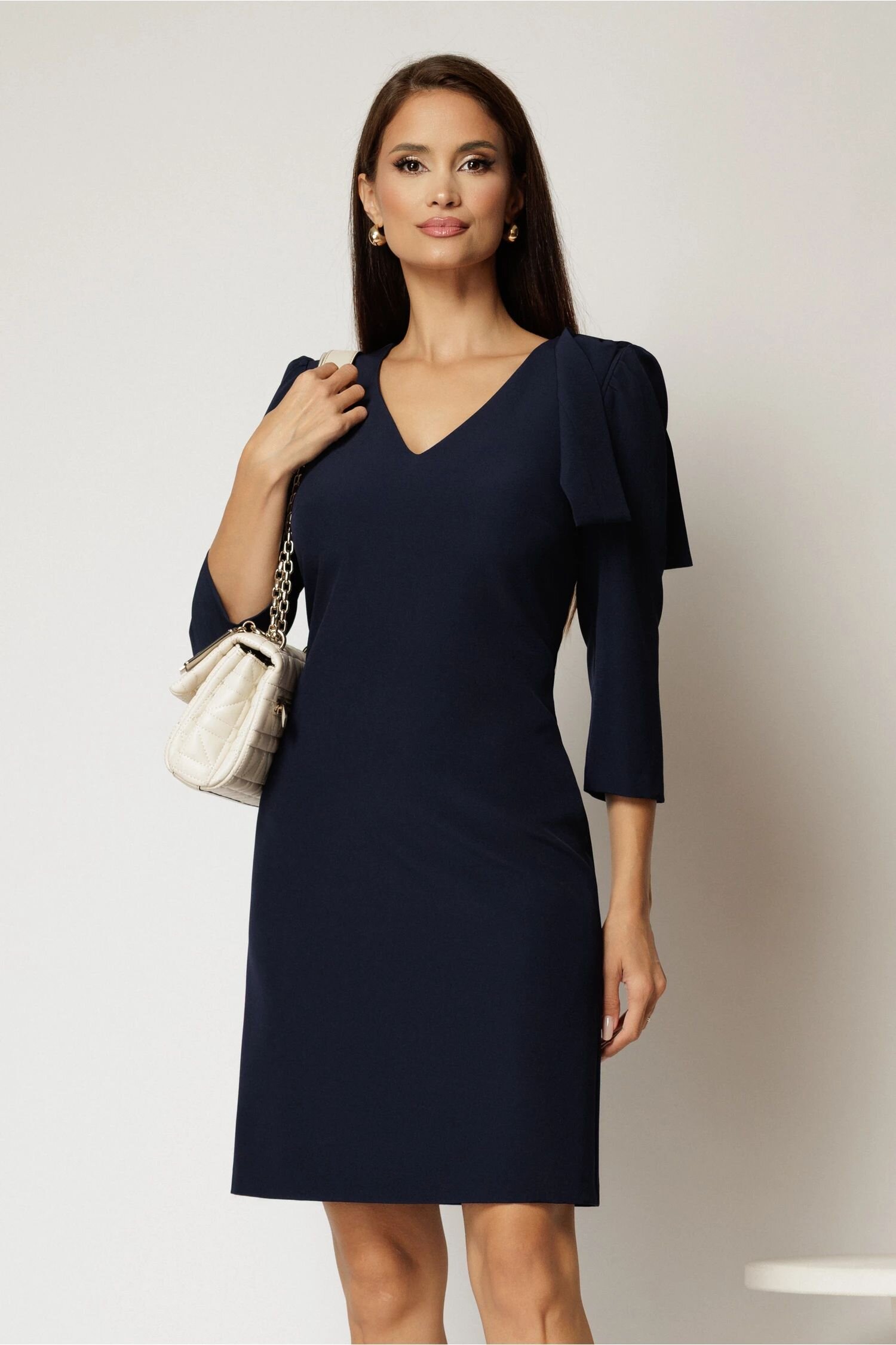  Rochie DY Fashion bleumarin cu decolteu V si funda pe umar
