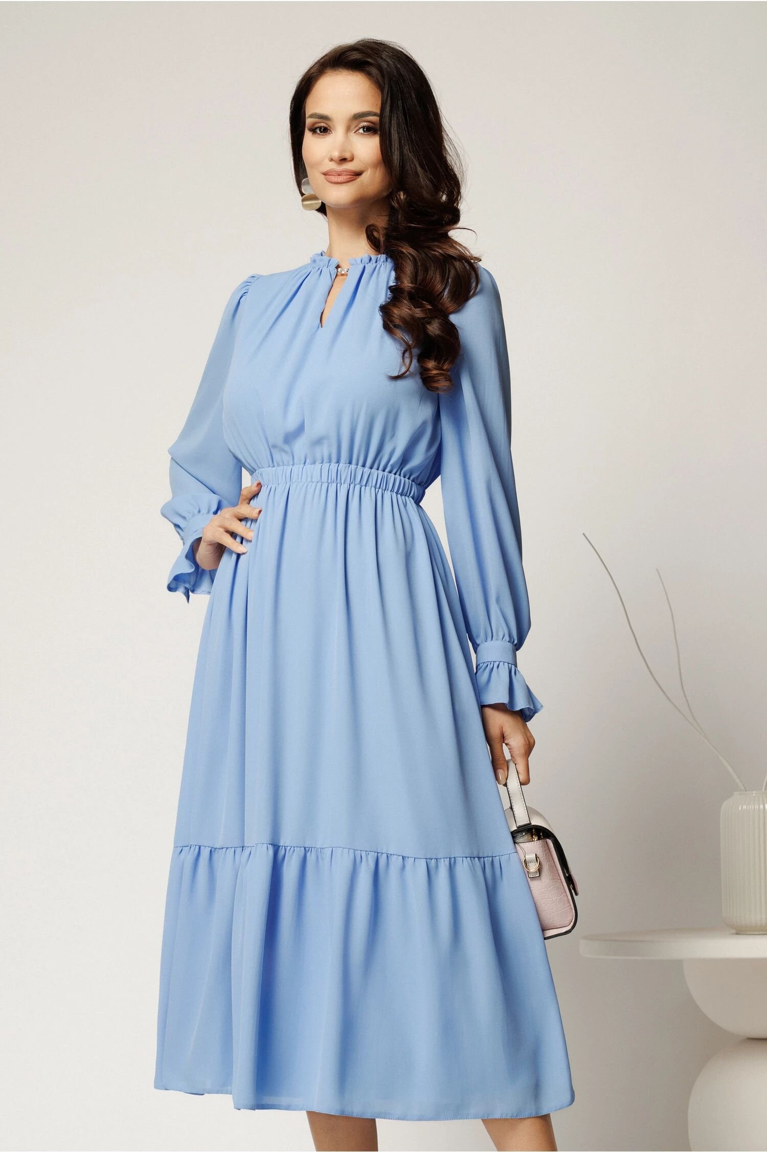  Rochie DY Fashion midi bleu din voal plin cu volan