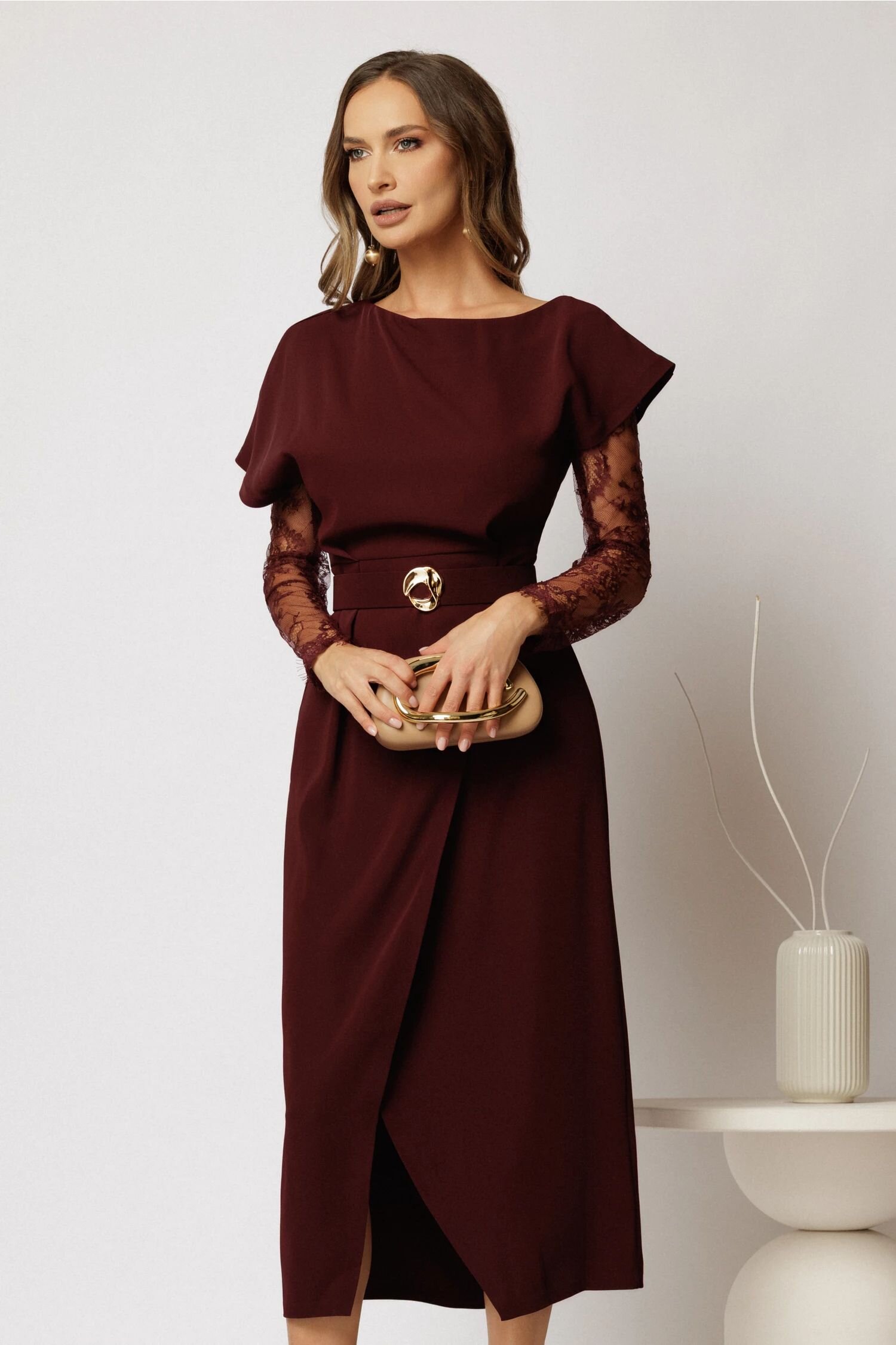  Rochie DY Fashion midi bordo din triplu voal cu croi petrecut