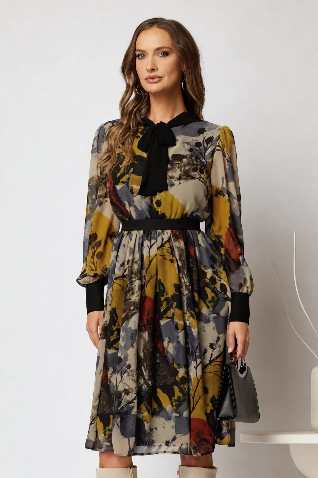  Rochie DY Fashion midi din voal cu imprimeuri negre si cordon in talie