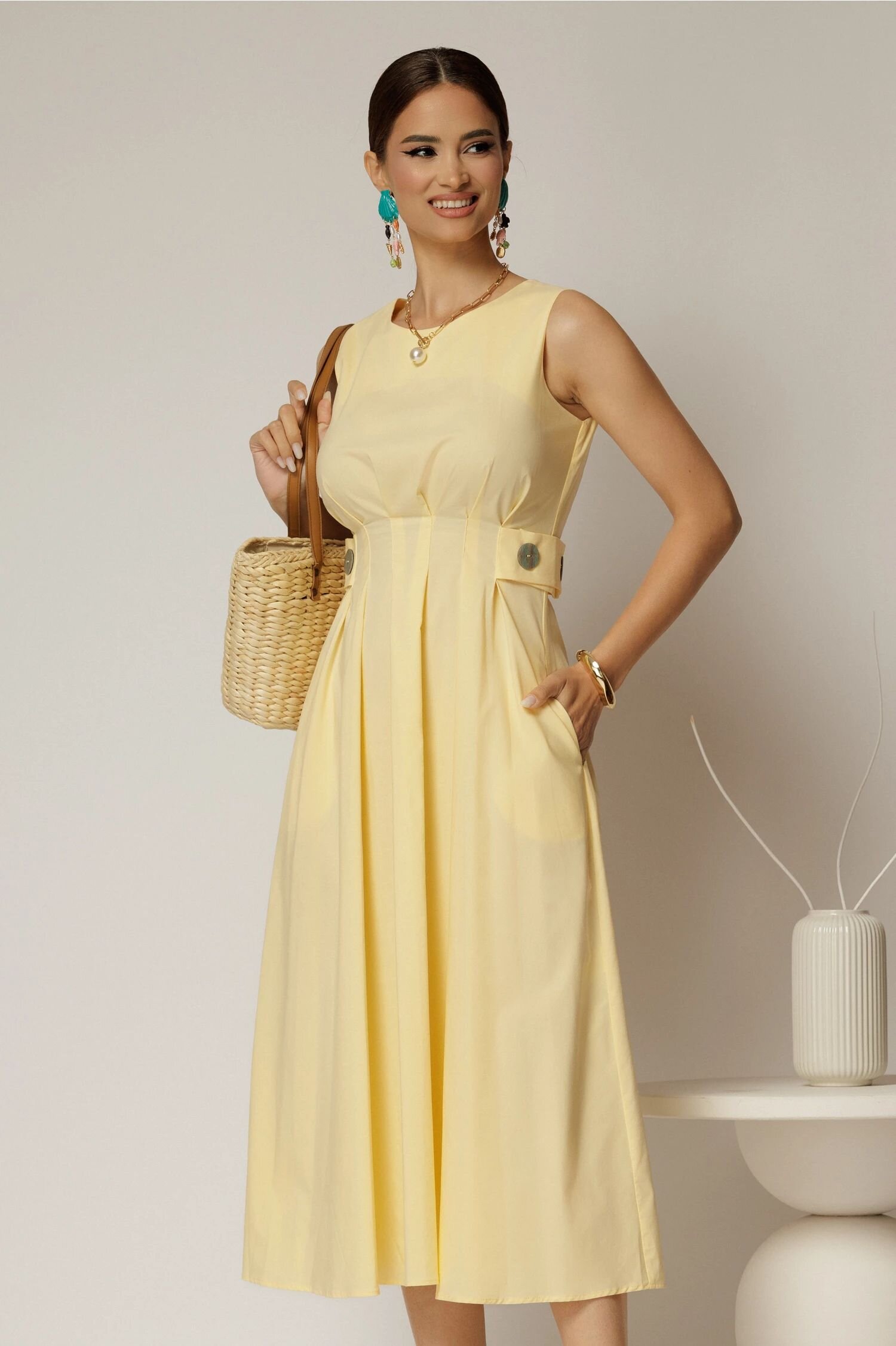  Rochie DY Fashion midi galbena din bumbac cu nasturi si cusaturi pe talie