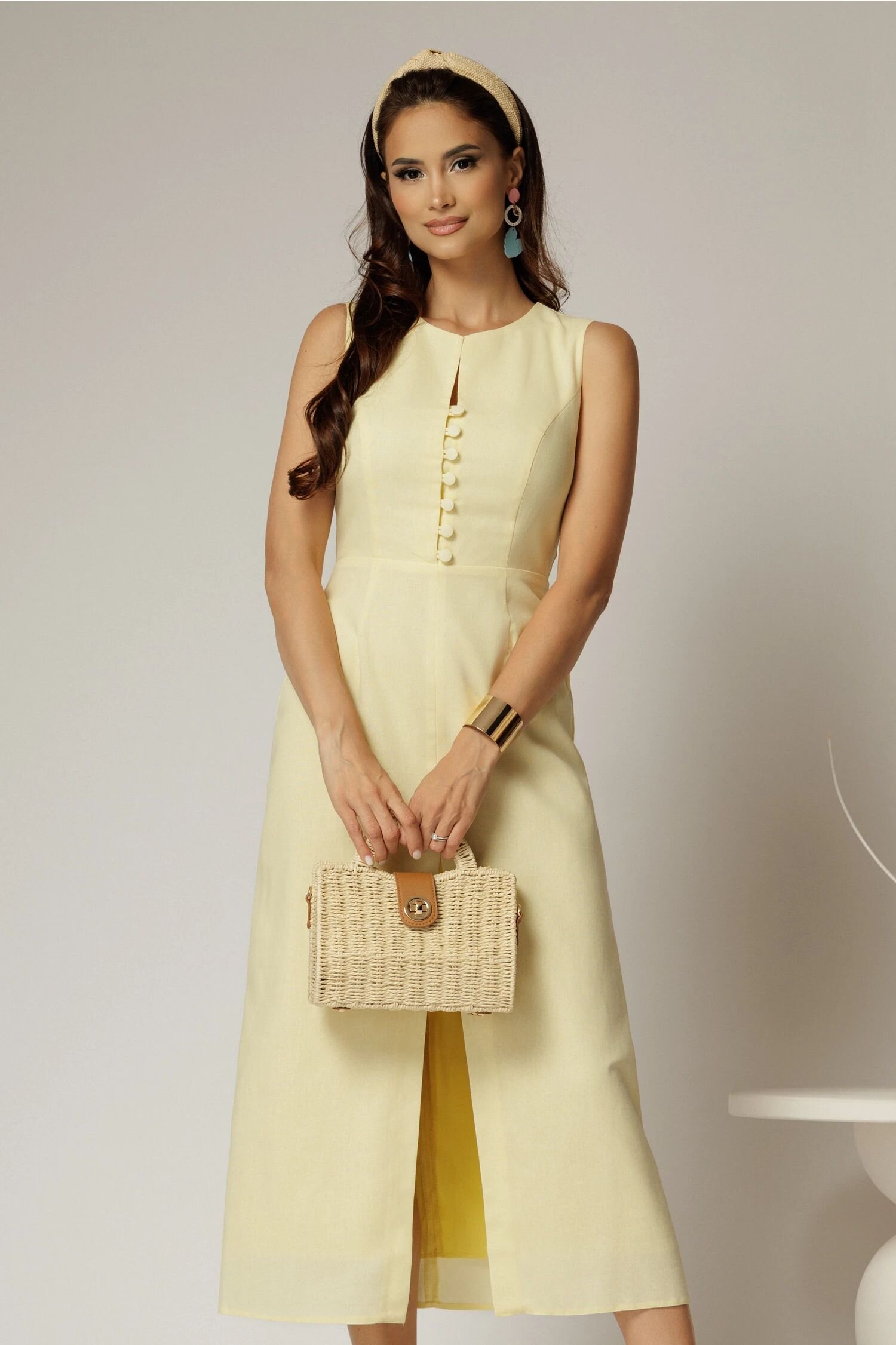  Rochie DY Fashion midi galbena din in cu nasturi pe bust fara maneci
