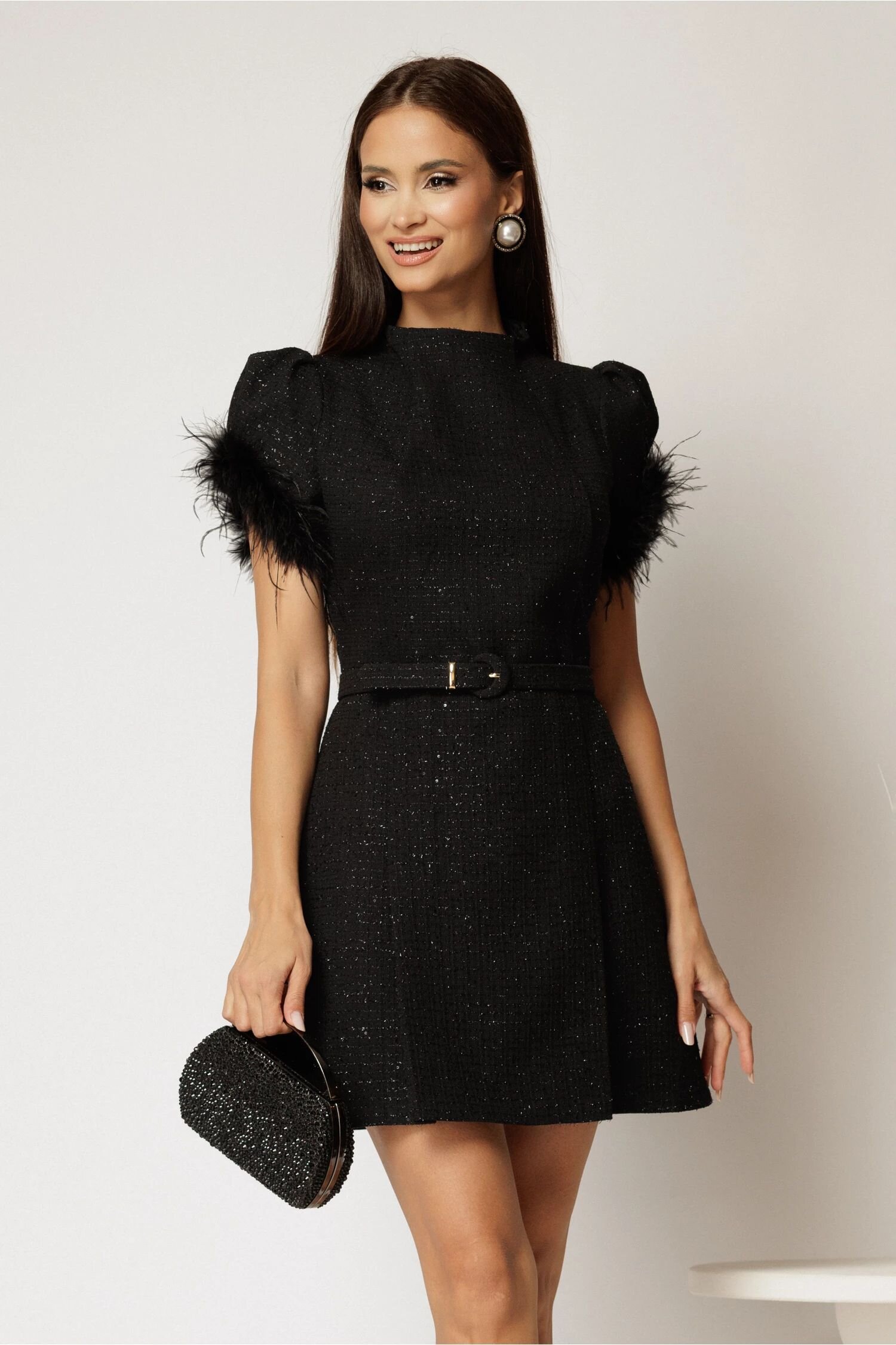  Rochie DY Fashion scurta neagra din tweed cu pene la maneci