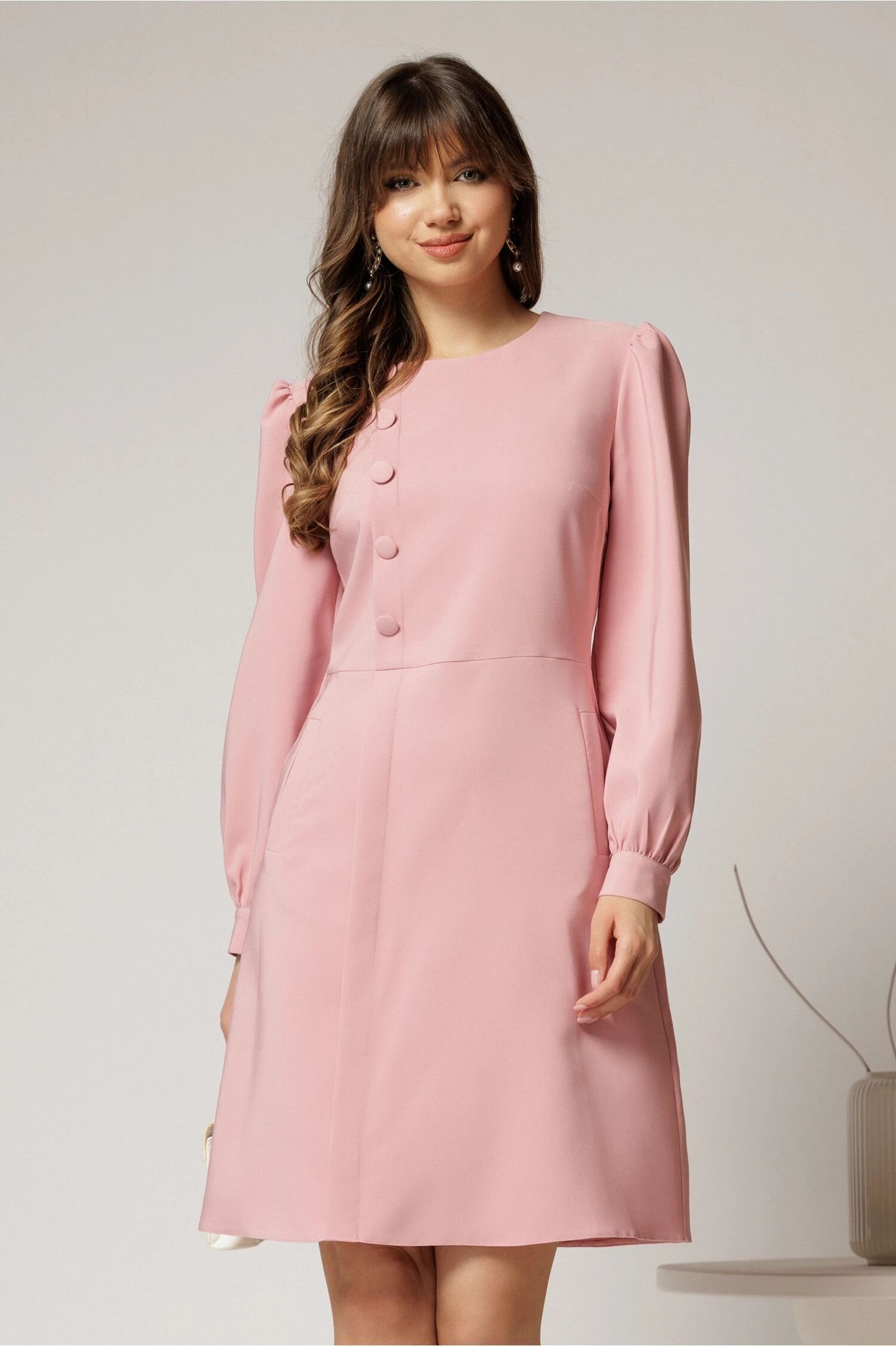  Rochie DY Fashion scurta roz cu nasturi pe bust si fusta tip A