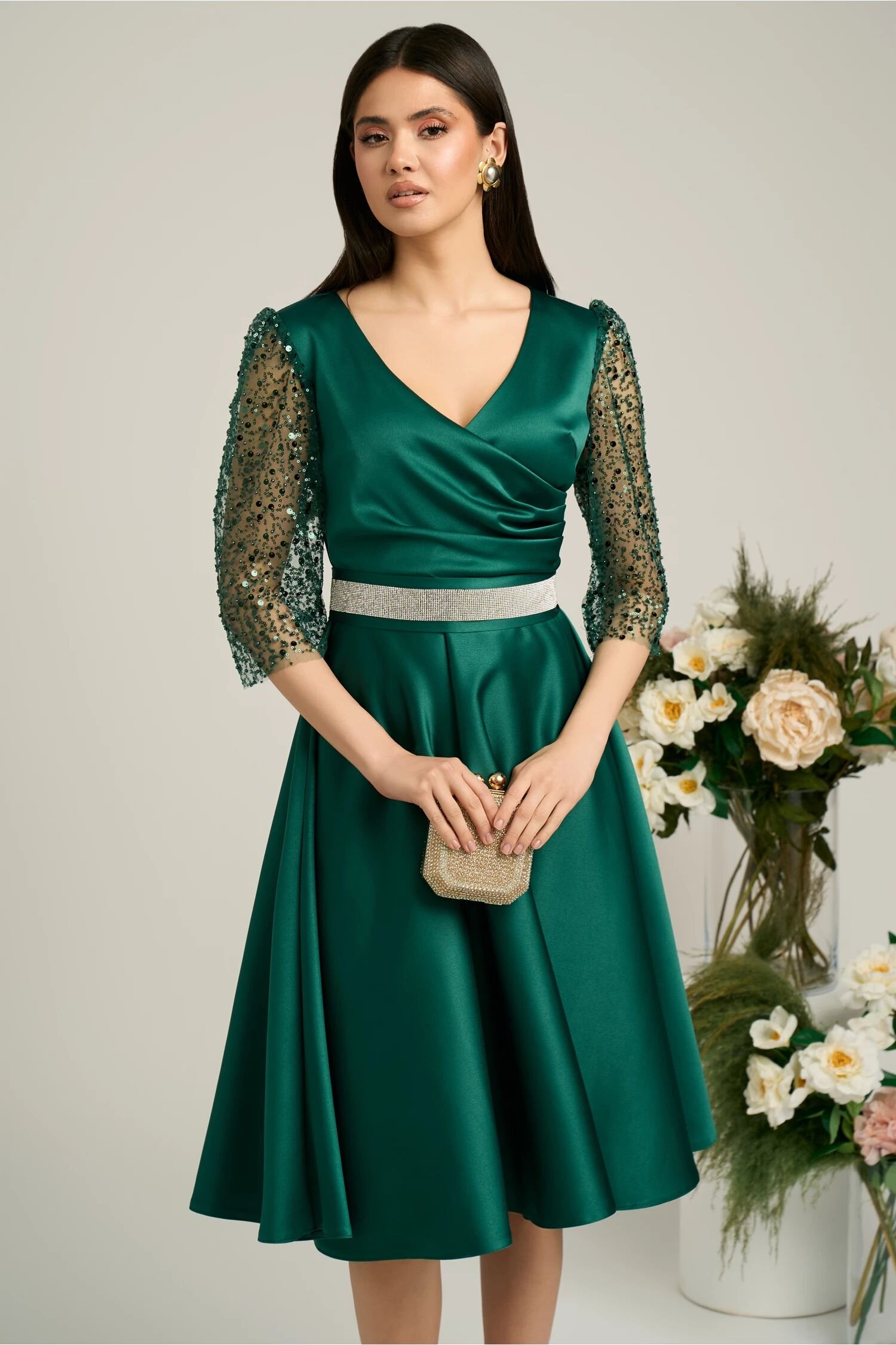  Rochie Ella Collection Adria eleganta din tafta verde cu cordon in talie