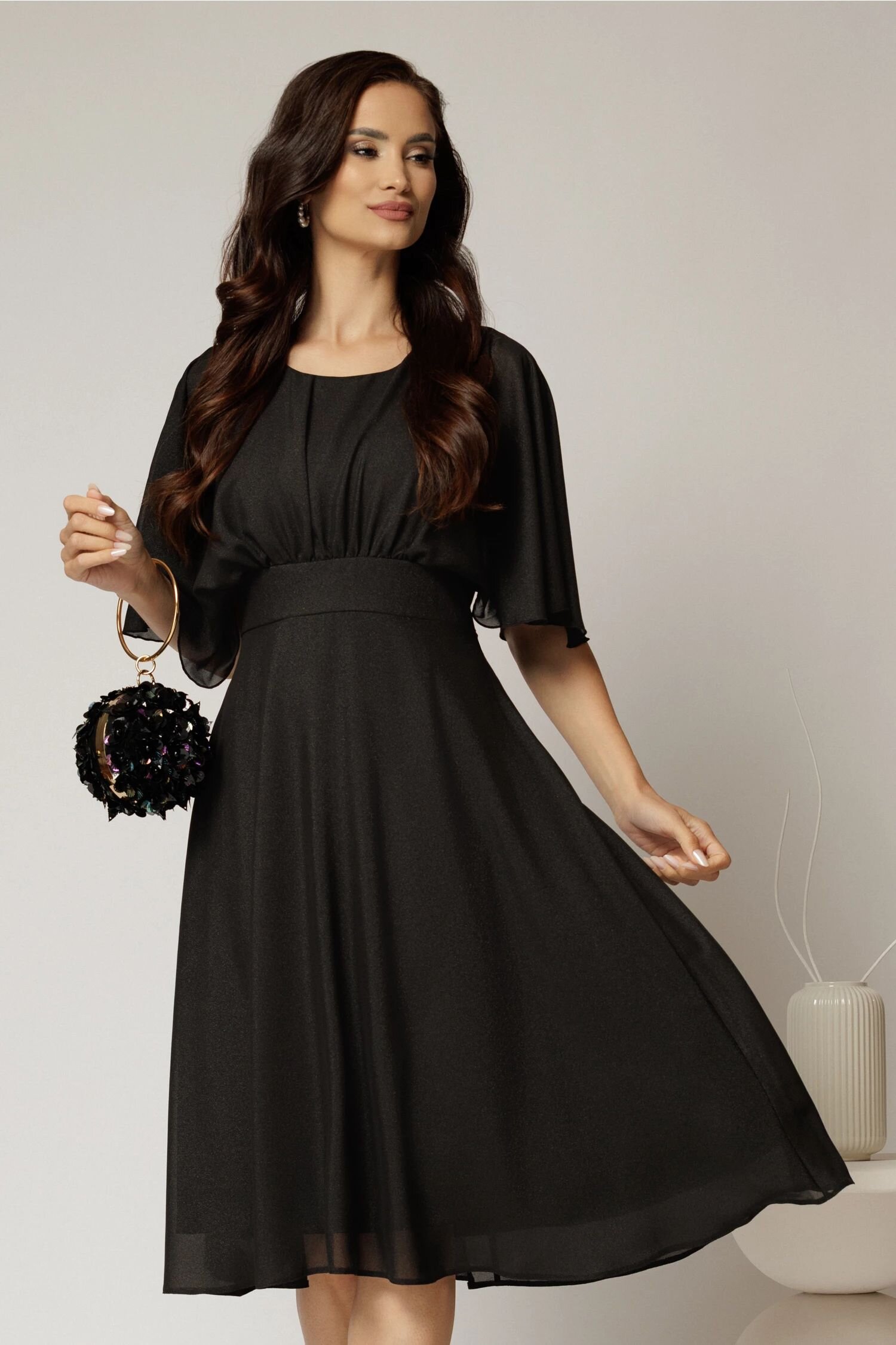  Rochie midi din voal negru cu maneci scurte lejere