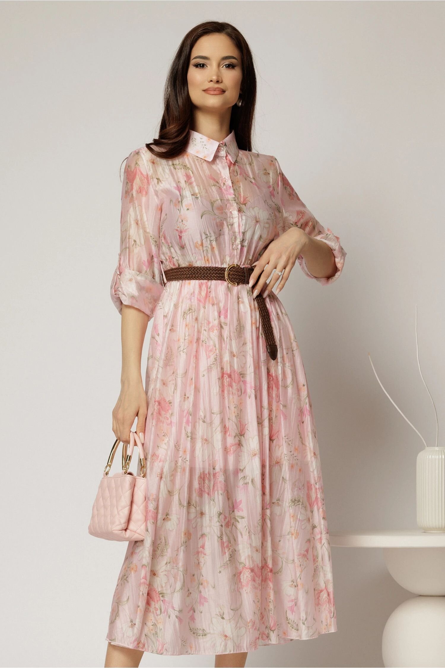  Rochie midi roz cu imprimeuri din tencel