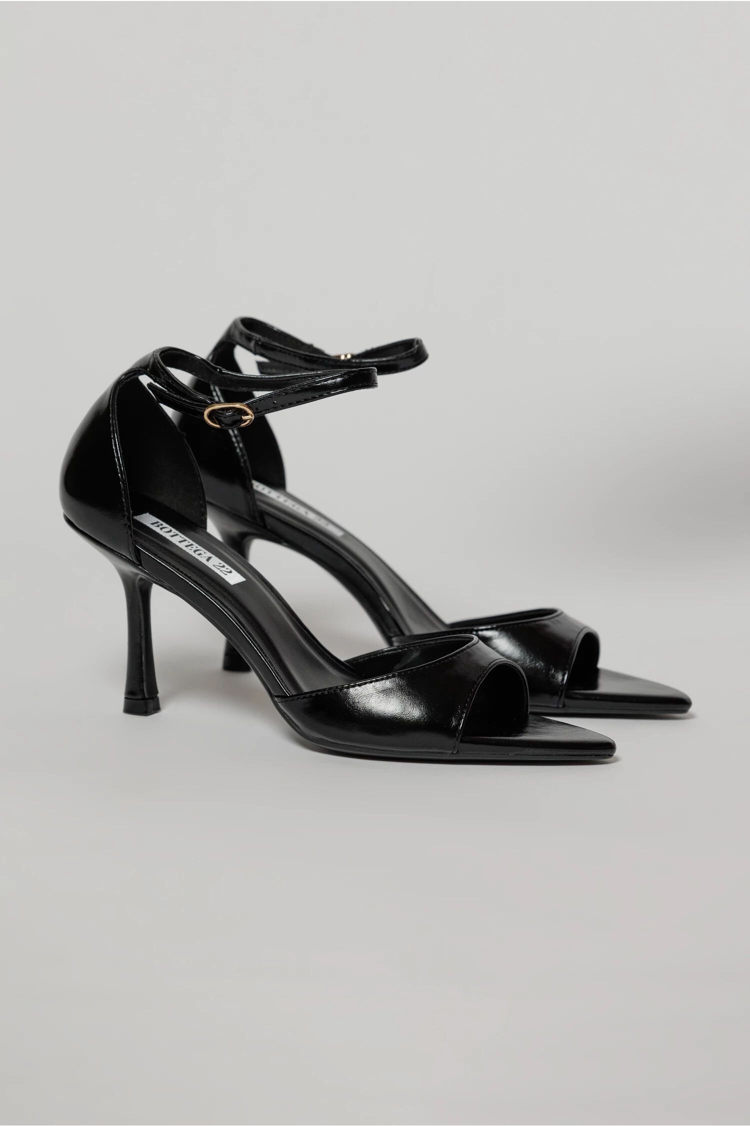 Sandale negre elegante din piele ecologica cu varf ascutit