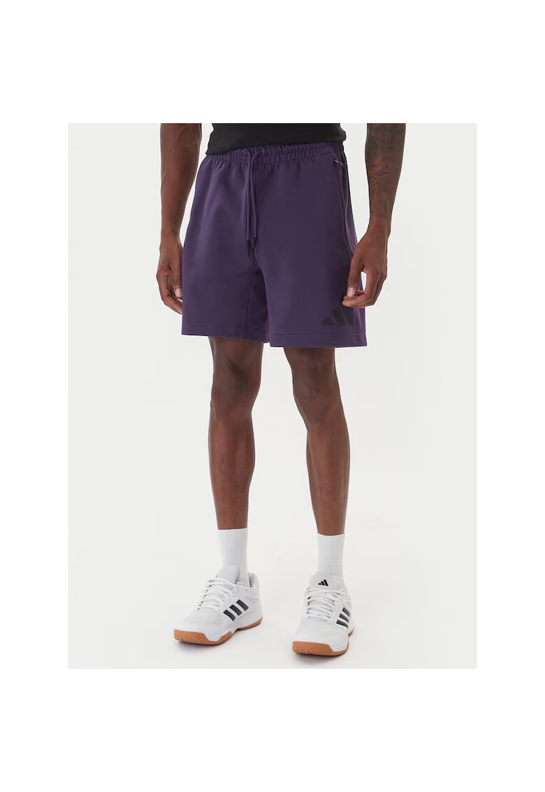 adidas Pantaloni sport barbati violet - scurti