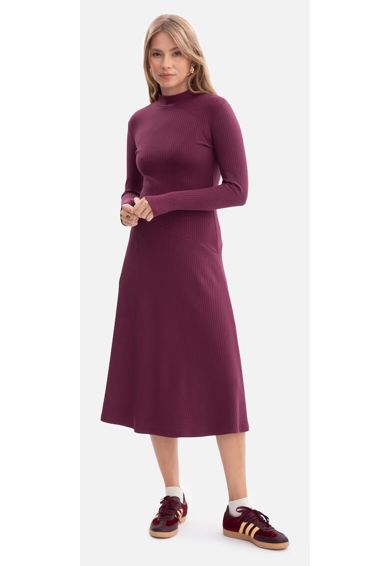 BeWear Rochie midi - B299 Pruna Tricot cu dungi - top mulat - evazat la baza - maneci lungi cu orificii pentru degete - top cu guler inalt - fara inchizatoare