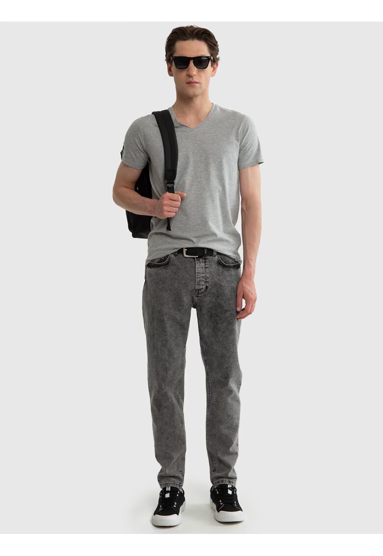 Big Star Tricou simplu cu guler în V - Gri