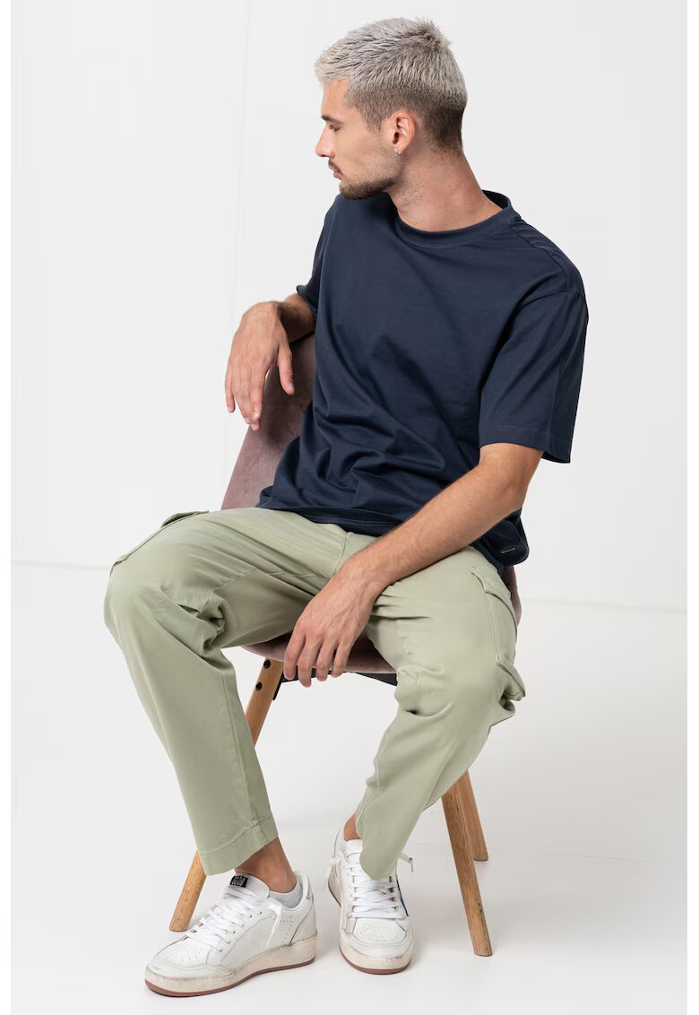 BOSS Pantaloni cargo Sisla - Verde pal