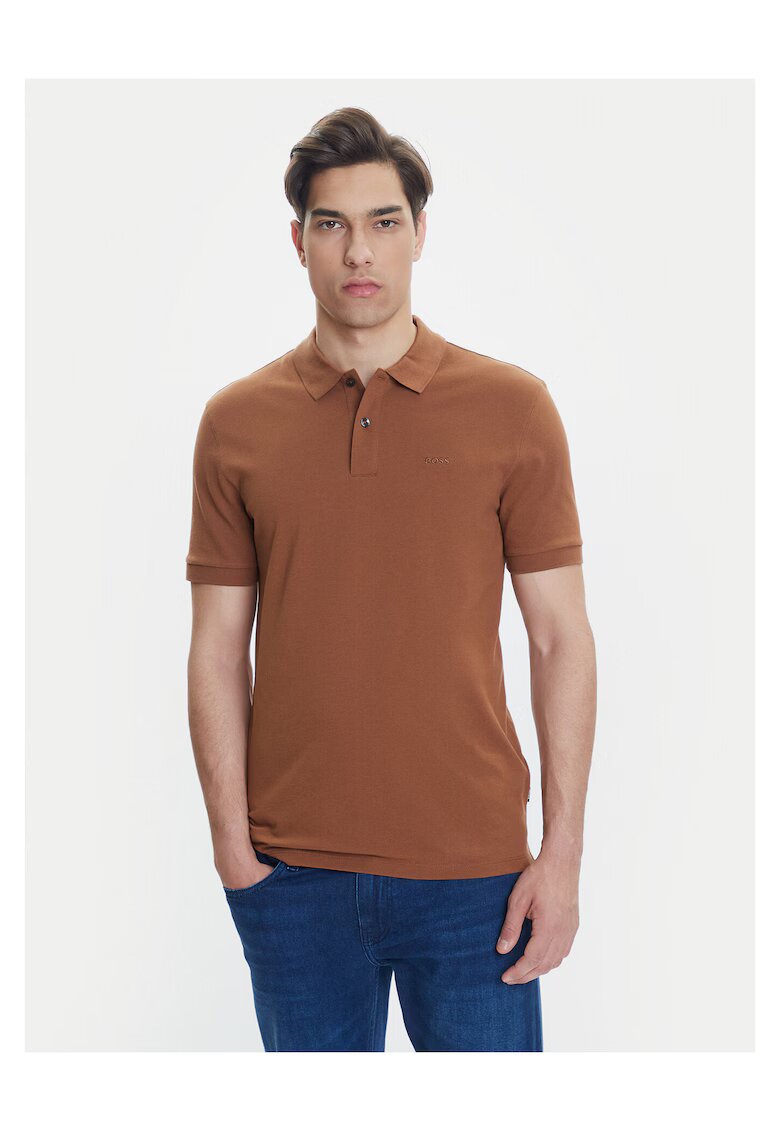 BOSS Tricou barbati maro - din material bumbac