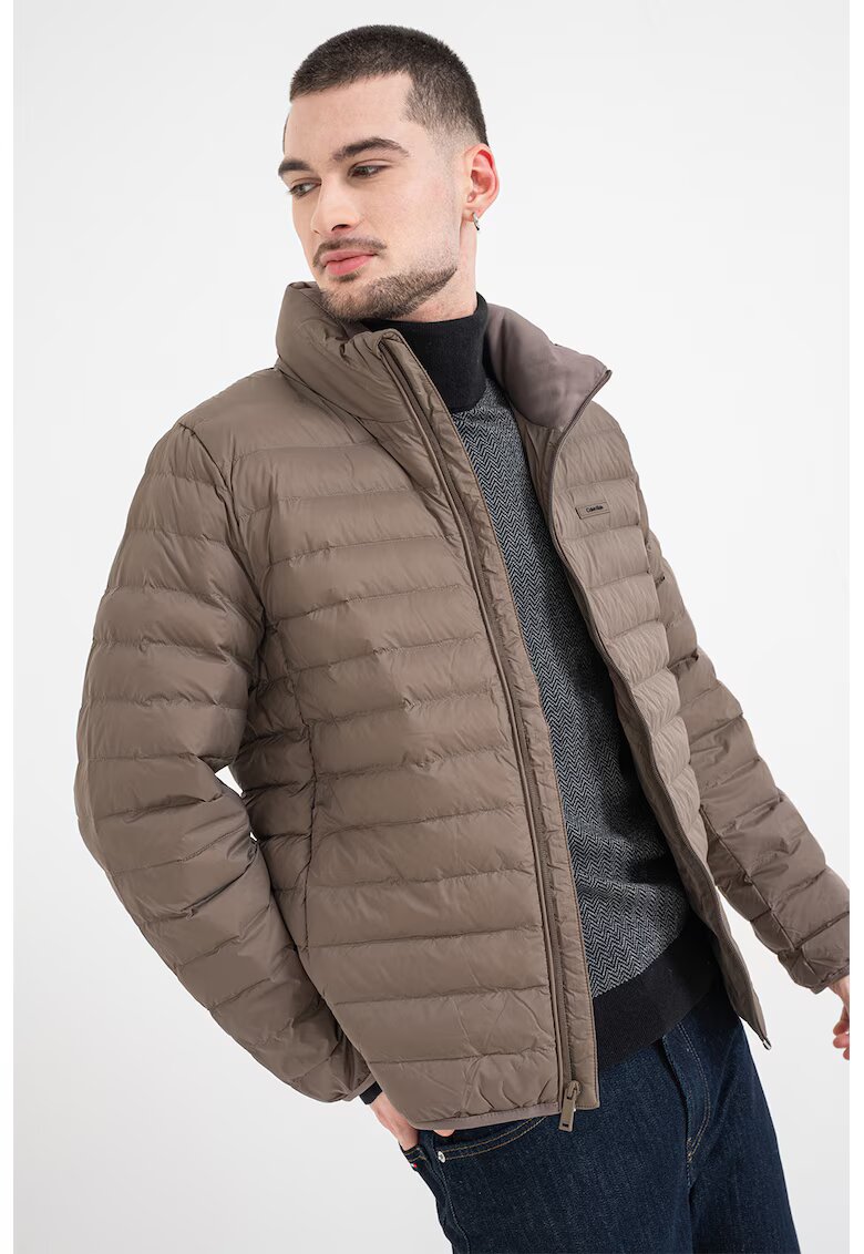 Calvin Klein Jacheta usoara cu fermoar si guler inalt