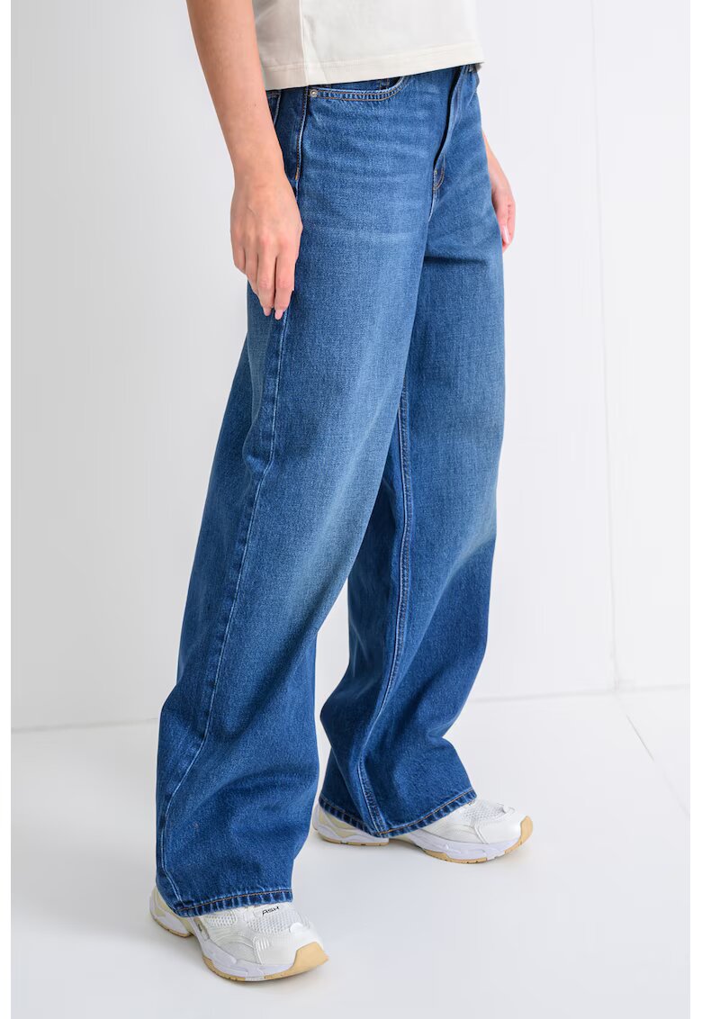 Calvin Klein Jeans Blugi cu croiala ampla si talie joasa - Albastru inchis