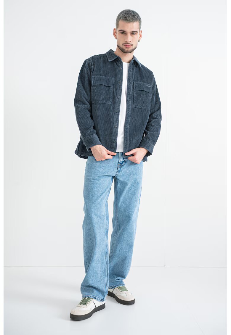 Calvin Klein Jeans Camasa cu buzunare pe piept - Gri carbune