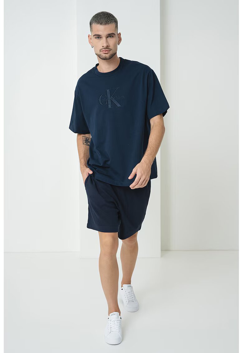 Calvin Klein Jeans Tricou cu decolteu la baza gatului si logo brodat - Albastru indigo