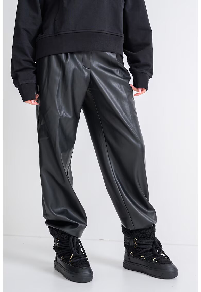 Calvin Klein Pantaloni drepti din piele ecologica - Negru