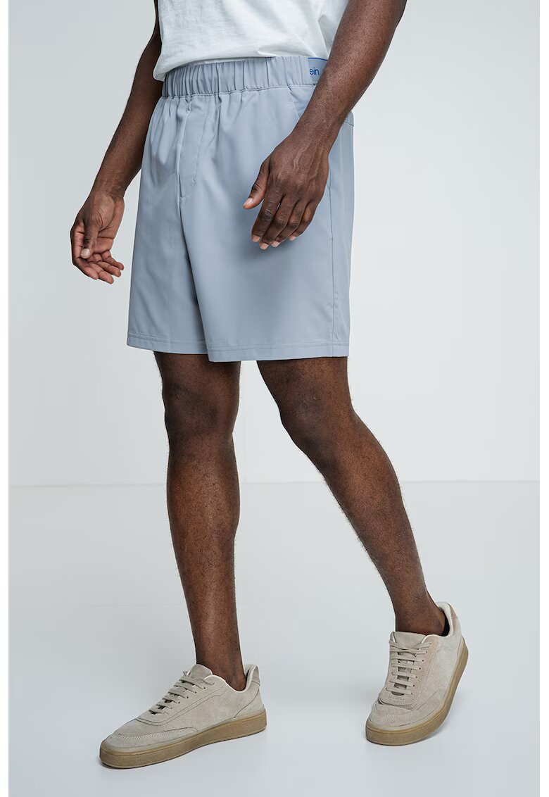 Calvin Klein Pantaloni scurti cu banda logo in talie - Albastru pal