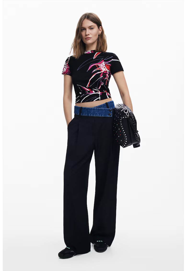 Desigual Tricou Lala Abstract 51527 - Alb/Negru/Rosu inchis