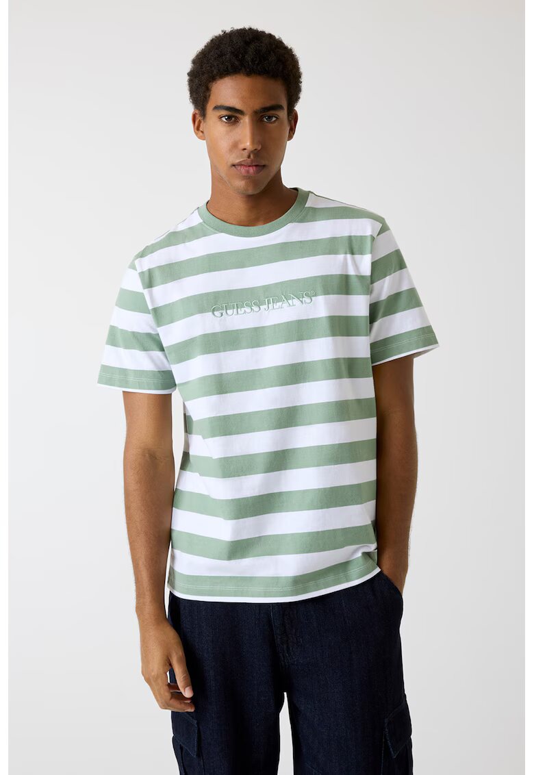 Guess Jeans Tricou de bumbac cu dungi si logo - Alb/Verde sparanghel