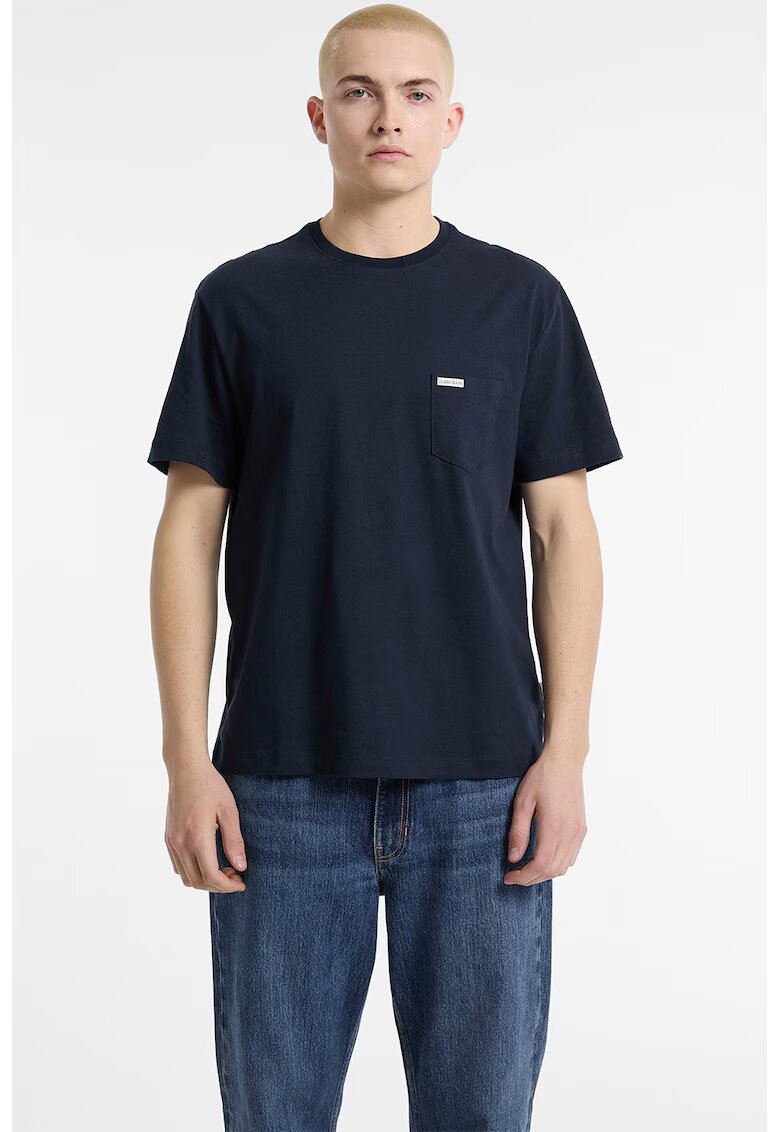 Guess Jeans Tricou din bumbac cu buzunar pe piept - Albastru ultramarin