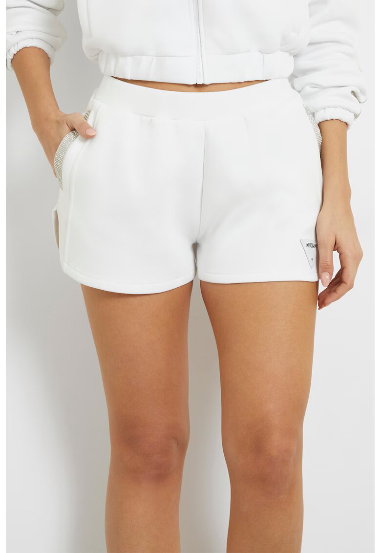 Guess Pantaloni scurti cu aplicatii cu strasuri pentru fitness Kiara - Alb optic